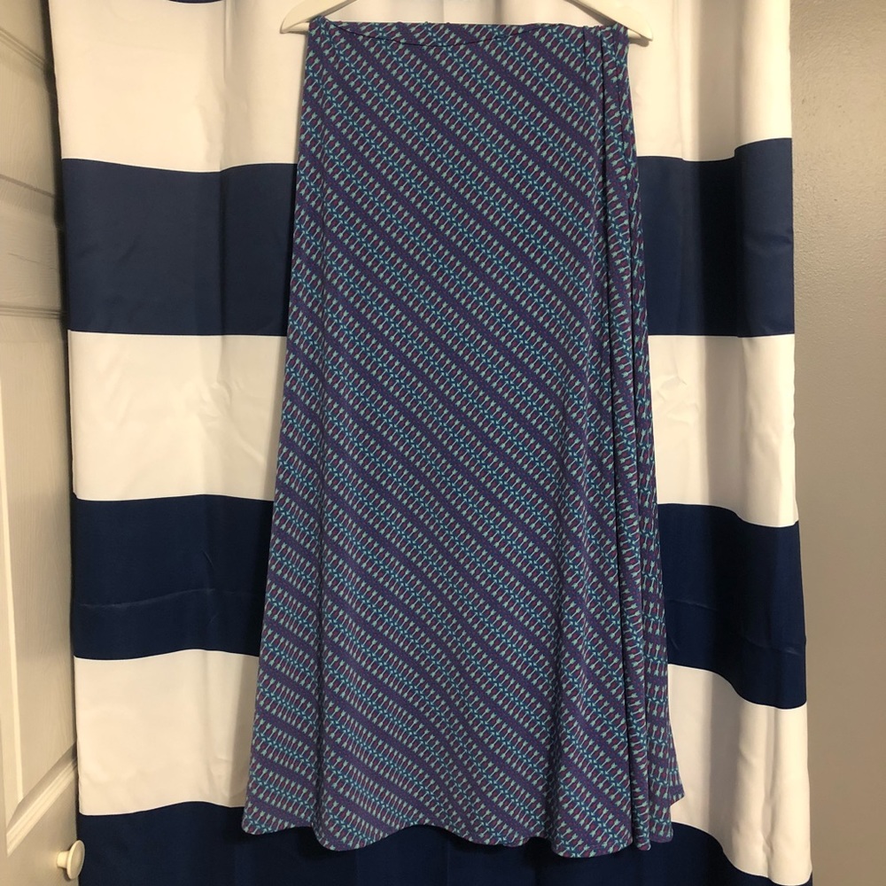 NWOT LuLaRoe Arrow Print Maxi